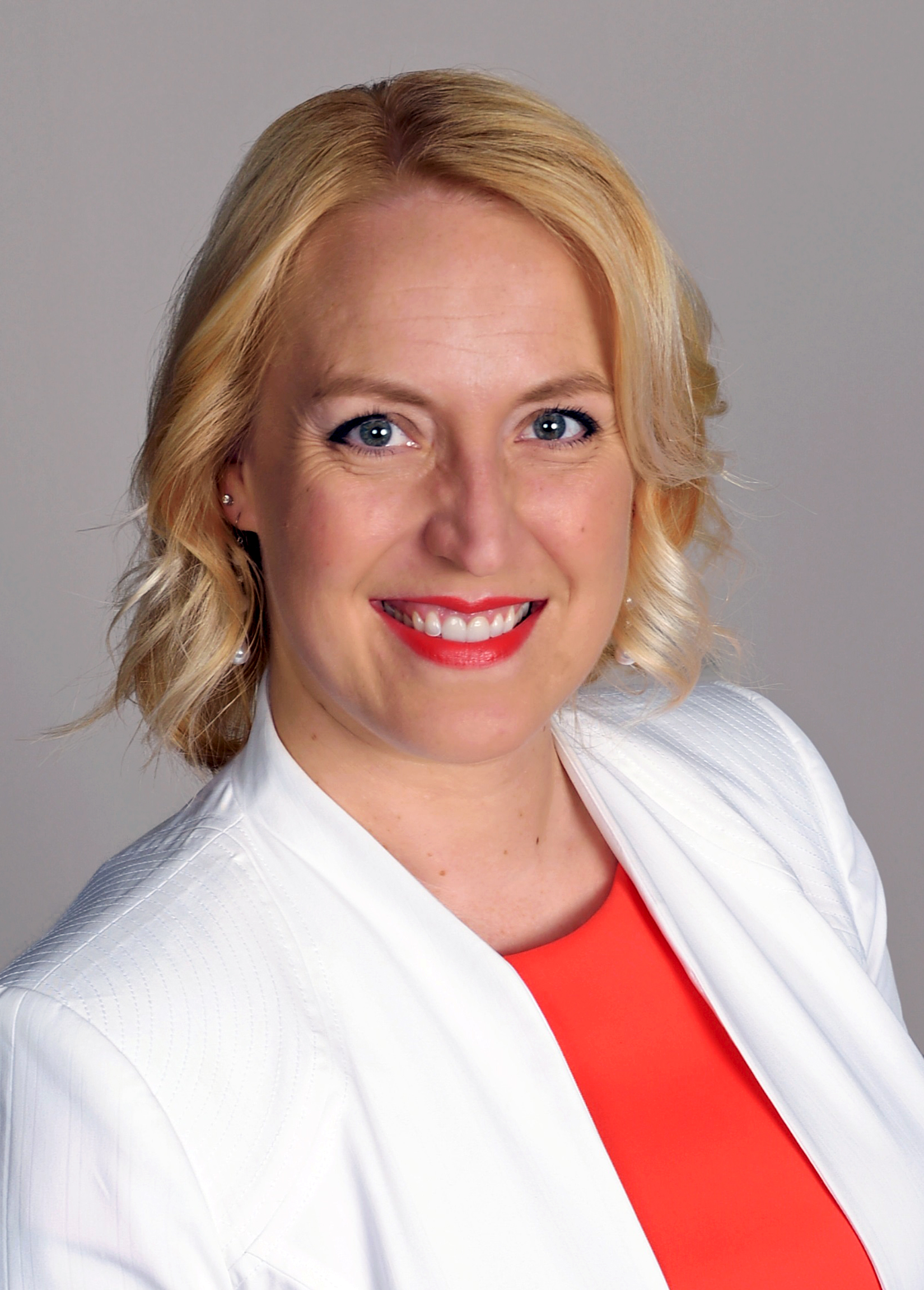 Lisa Guetzko, MD
